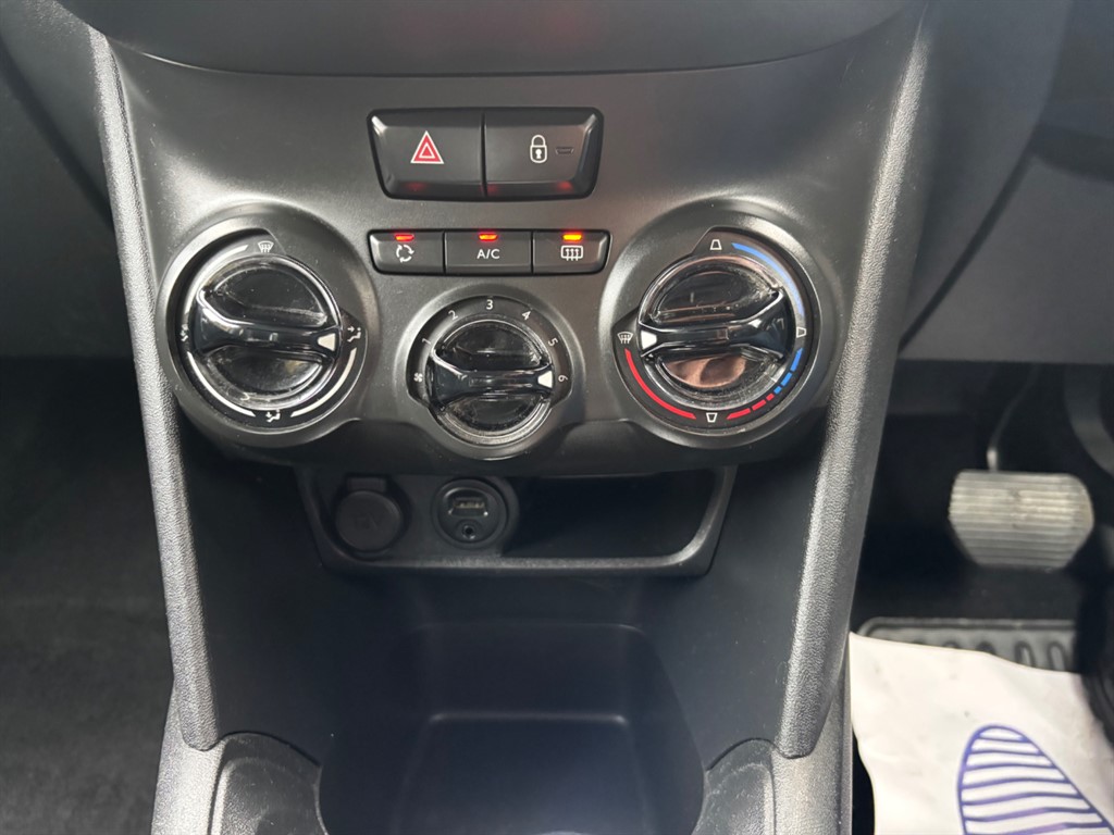 Used Peugeot 208 2013 for sale - 76466644: Photo 9