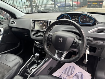 Used Peugeot 2008 2014 for sale - 76297764: Photo