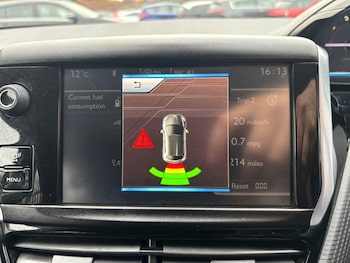 Used Peugeot 2008 2014 for sale - 76297764: Photo