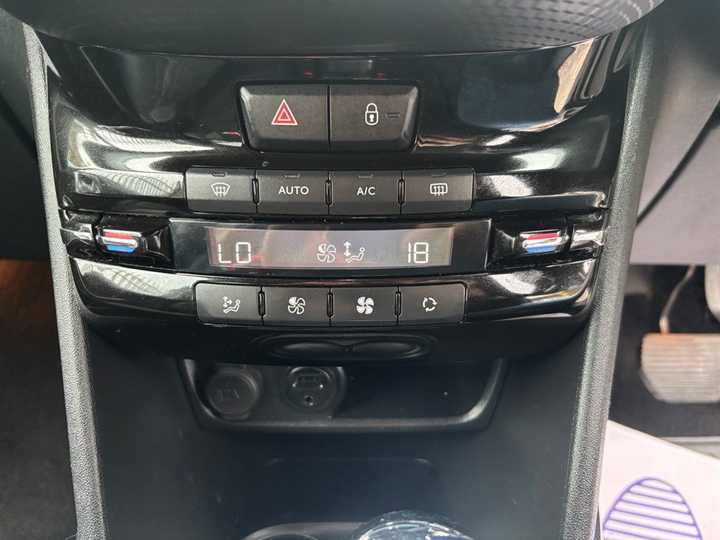 Used Peugeot 2008 2014 for sale - 76297764: Photo 8