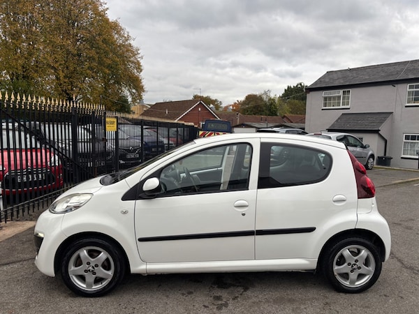 Used Peugeot 107 2013 for sale - 76311414: Photo 18