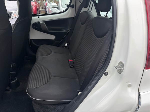 Used Peugeot 107 2013 for sale - 76311414: Photo 19