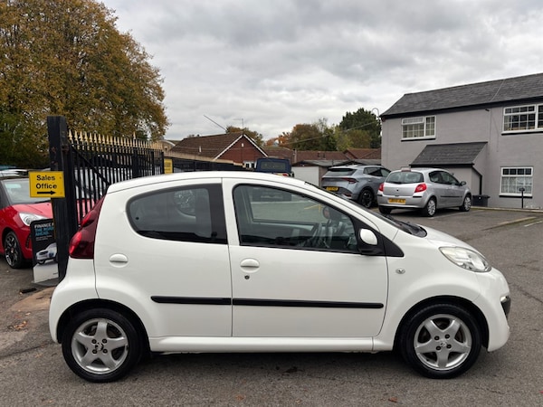 Used Peugeot 107 2013 for sale - 76311414: Photo 5