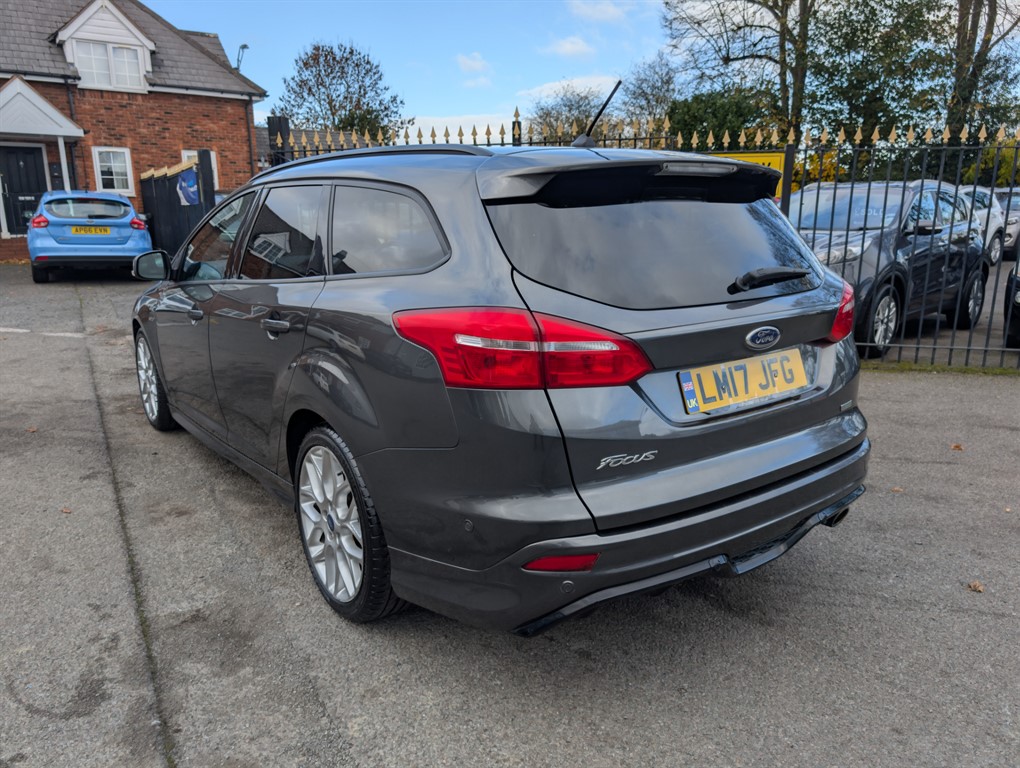 Used Ford Focus 2017 for sale - 76384704: Photo 11