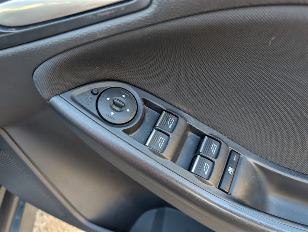 Used Ford Focus 2017 for sale - 76384704: Photo 24