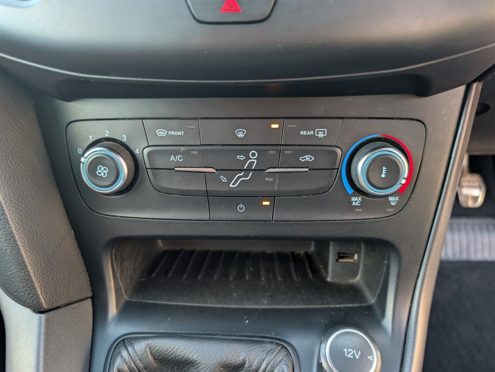Used Ford Focus 2017 for sale - 76384704: Photo 27