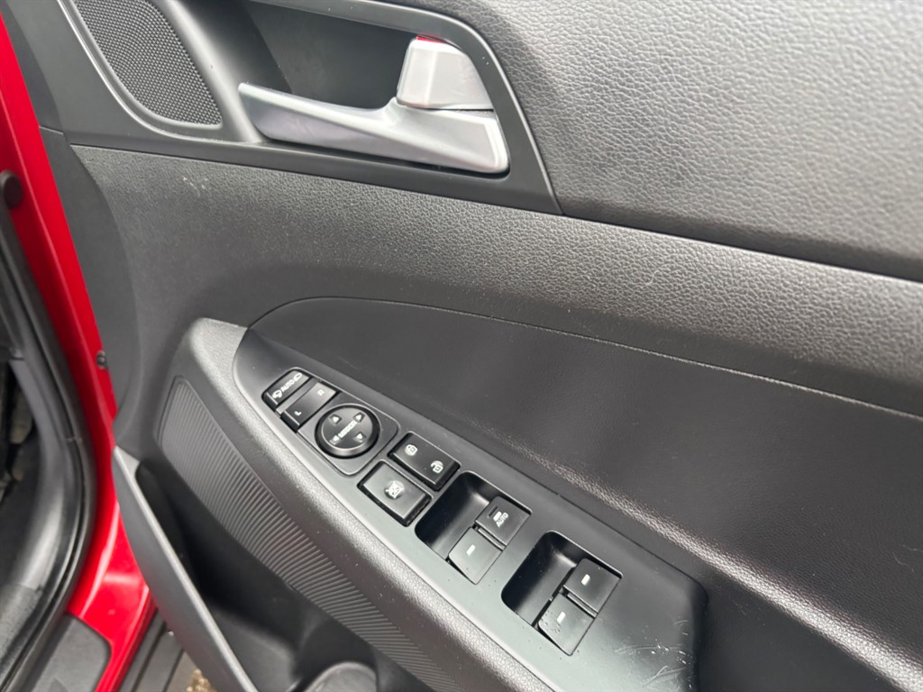 Used Hyundai TUCSON 2018 for sale - 76664649: Photo 17