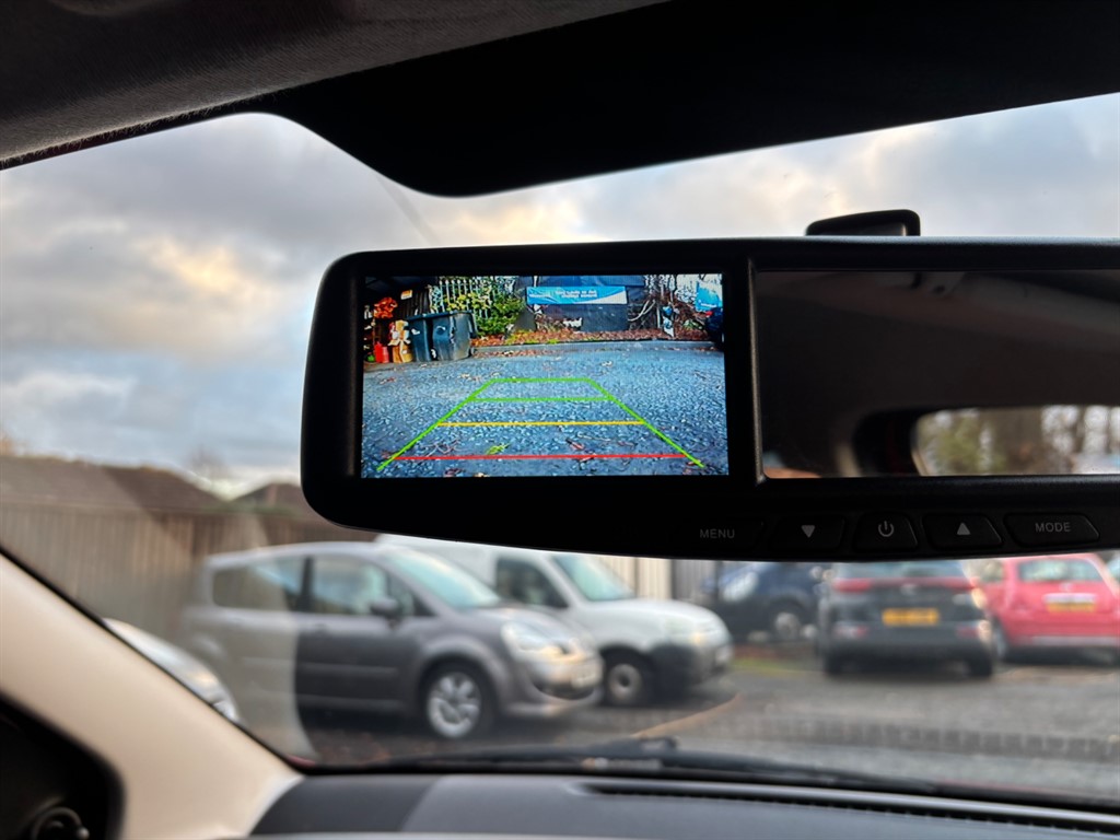 Used Peugeot 107 2013 for sale - 76628537: Photo 5