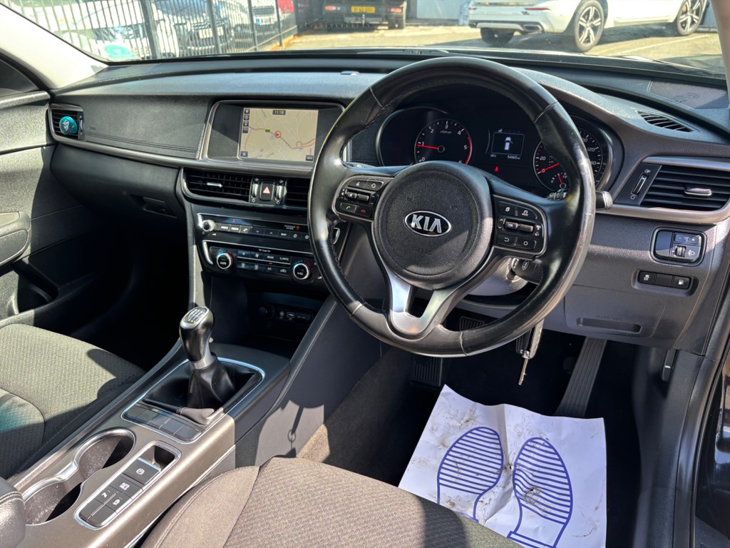 Used Kia Optima 2017 for sale - 76390308: Photo 2