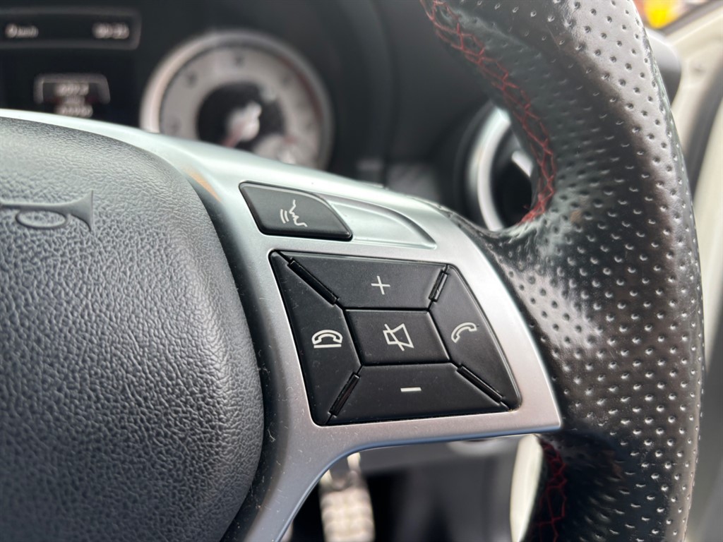 Used Mercedes-Benz A-Class 2015 for sale - 76580392: Photo 16