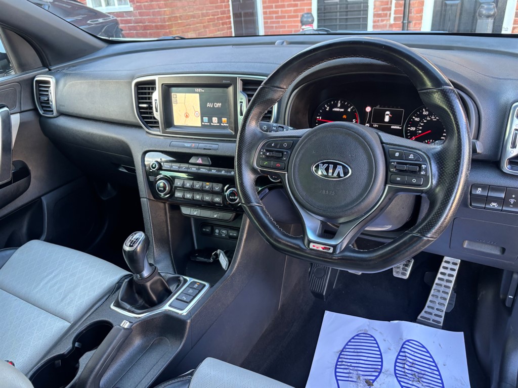 Used Kia Sportage 2018 for sale - 76908227: Photo 2