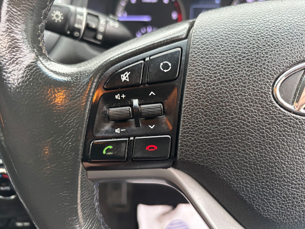 Used Hyundai TUCSON 2015 for sale - 76589950: Photo 9