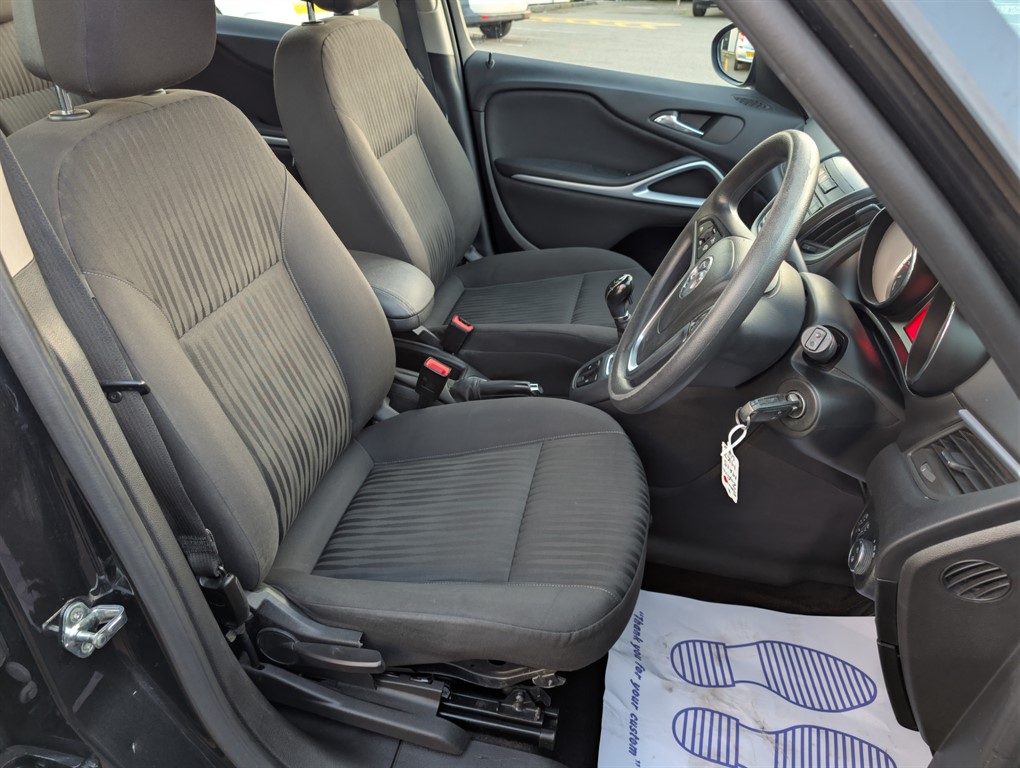 Used Vauxhall Zafira 2015 for sale - 76603081: Photo 20