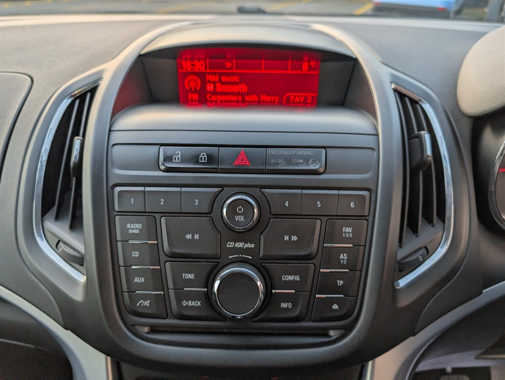 Used Vauxhall Zafira 2015 for sale - 76603081: Photo 25