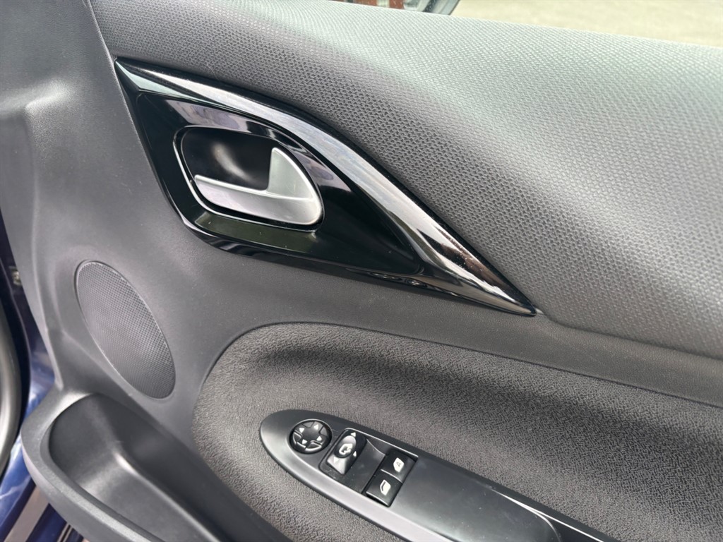 Used Citroen DS3 2014 for sale - 76096103: Photo 6
