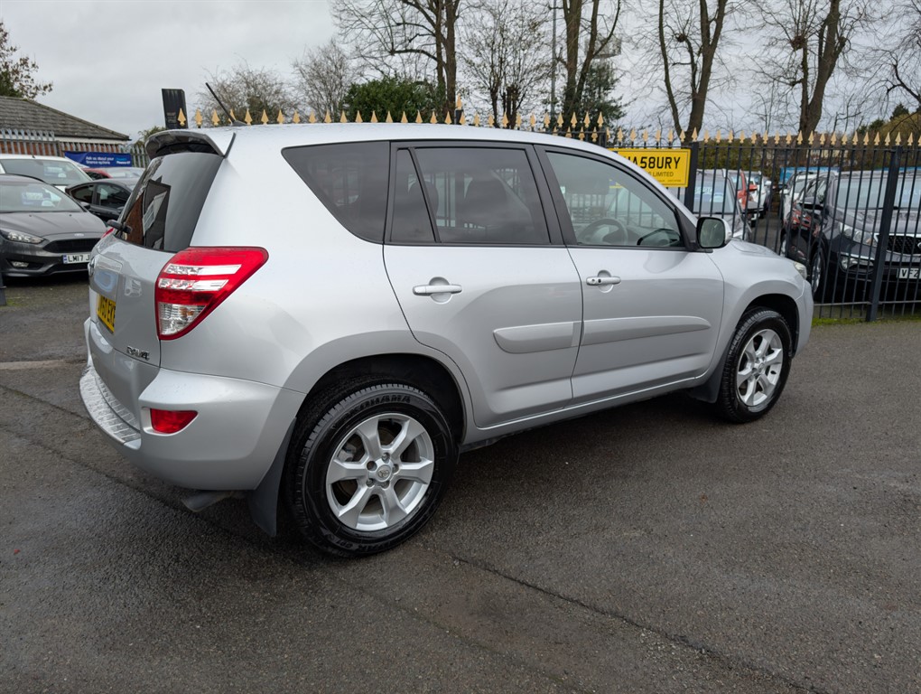 Used Toyota RAV4 2010 for sale - 76722468: Photo 33