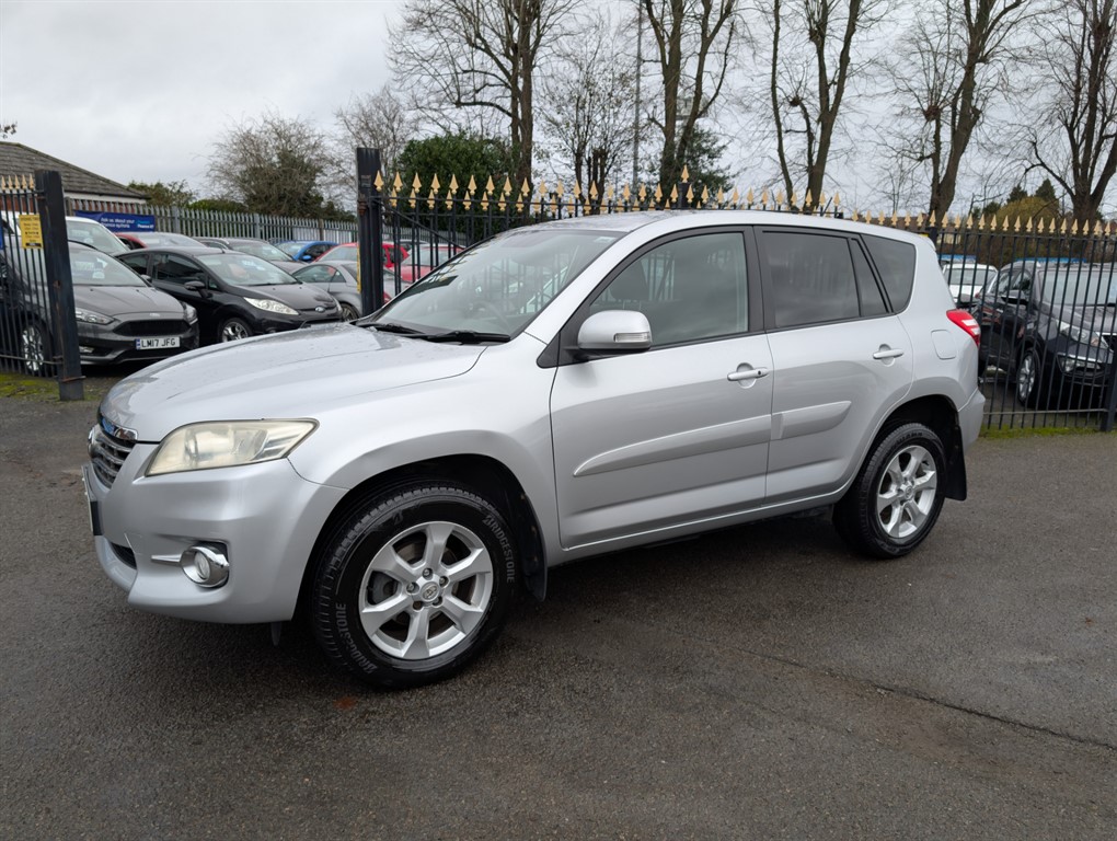 Used Toyota RAV4 2010 for sale - 76722468: Photo 8