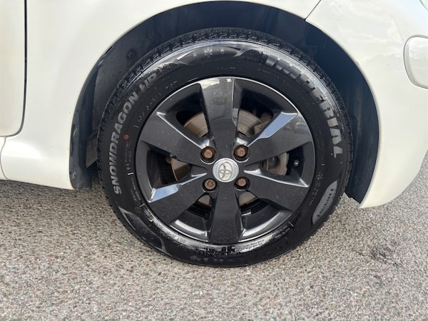 Used Toyota AYGO 2011 for sale - 76244663: Photo 13