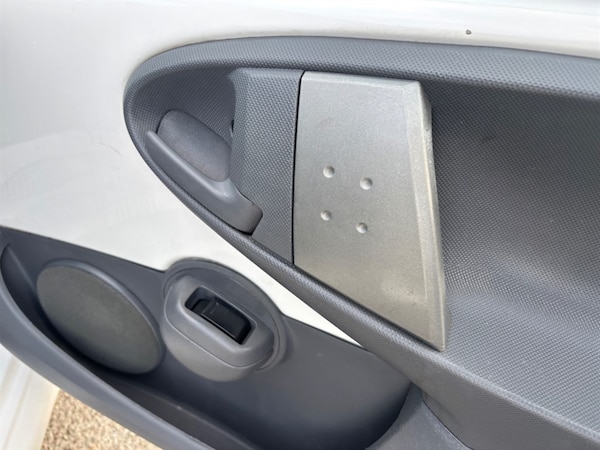 Used Toyota AYGO 2011 for sale - 76244663: Photo 14