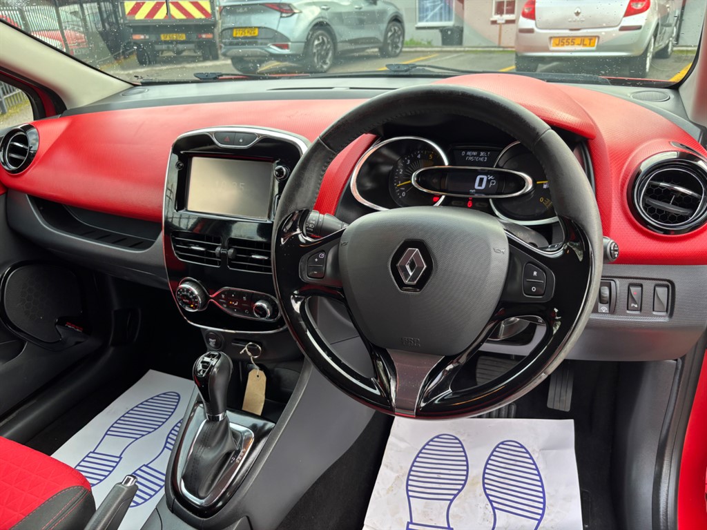 Used Renault Clio 2014 for sale - 76344263: Photo 2