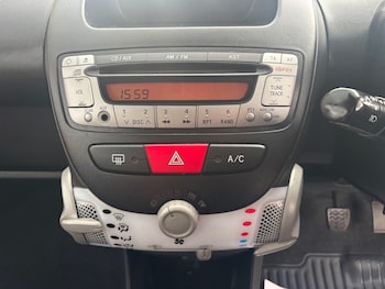 Used Peugeot 107 2014 for sale - 75972716: Photo
