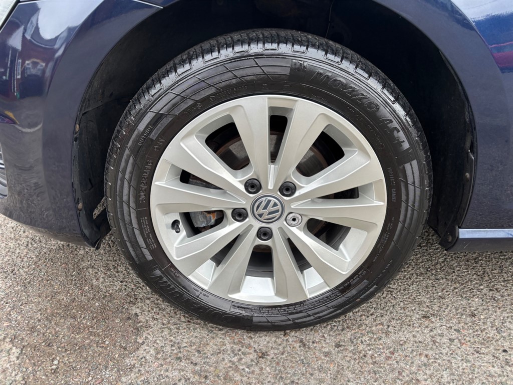 Used Volkswagen Golf 2014 for sale - 76709755: Photo 5