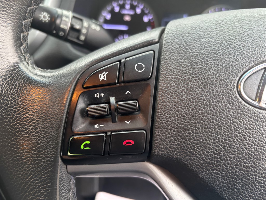 Used Hyundai TUCSON 2017 for sale - 76544670: Photo 11