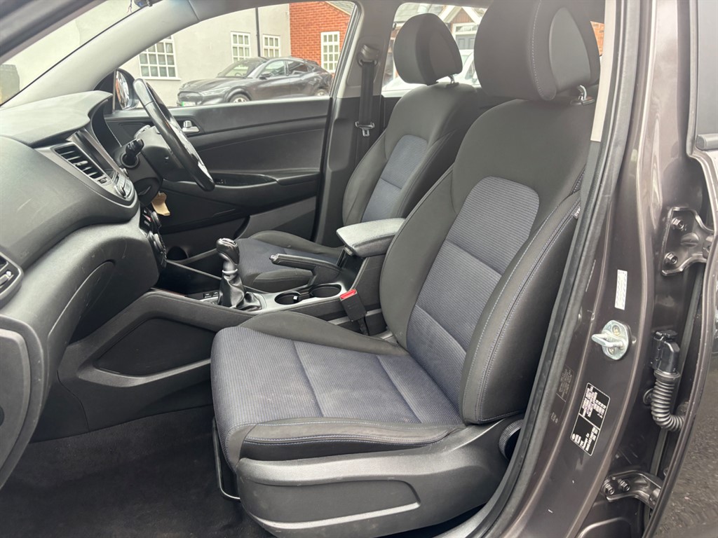 Used Hyundai TUCSON 2017 for sale - 76544670: Photo 15