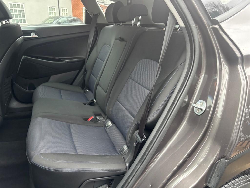 Used Hyundai TUCSON 2017 for sale - 76544670: Photo 17