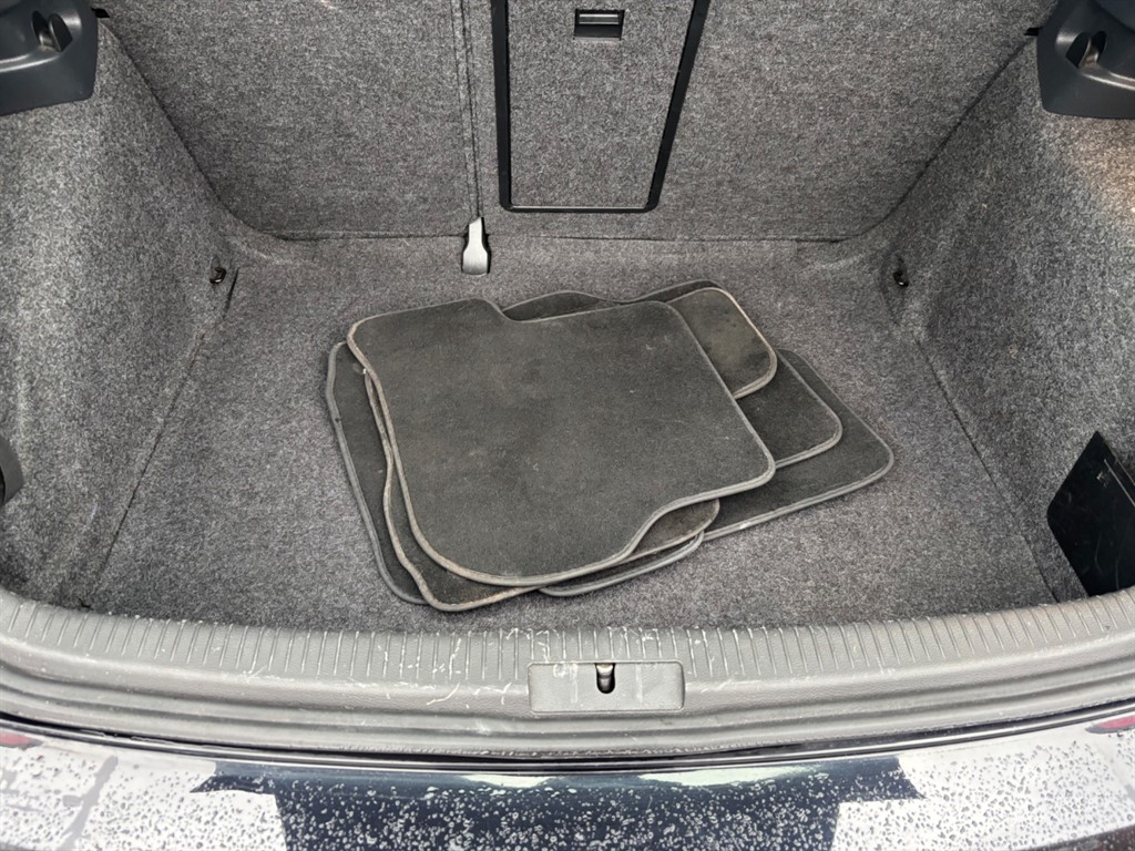 Used Volkswagen Golf 2013 for sale - 76664643: Photo 5