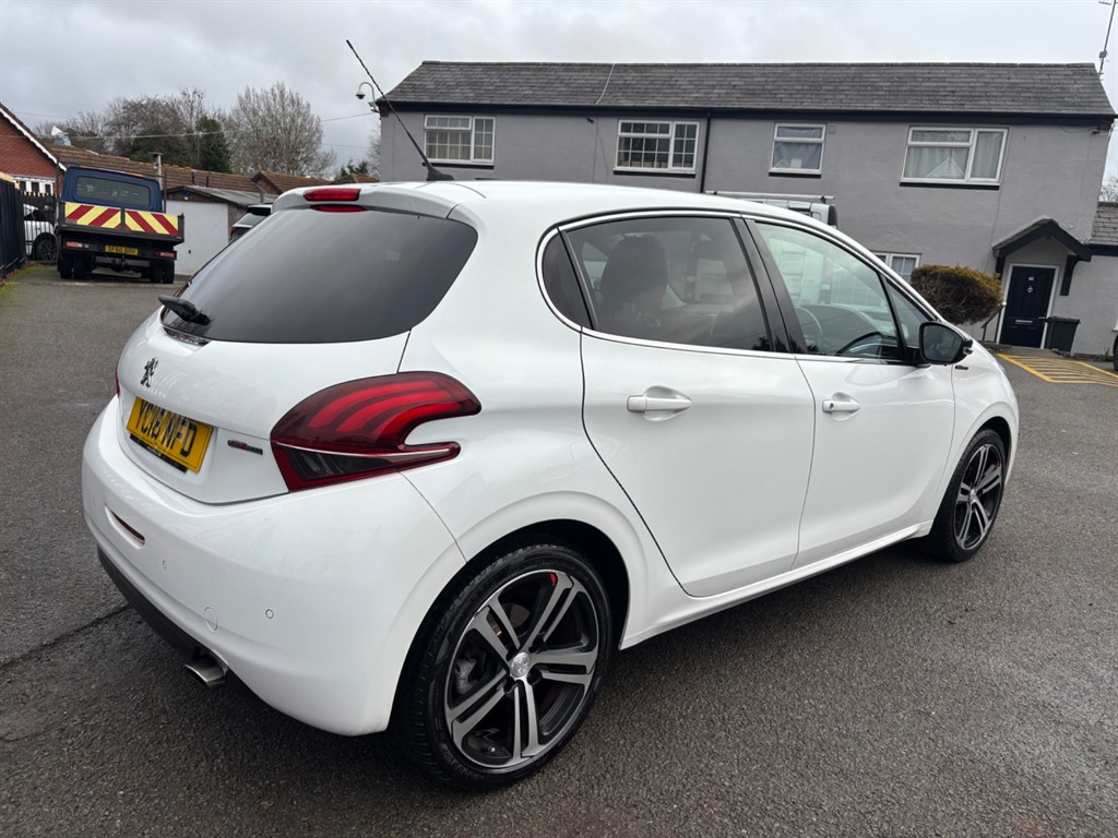 Used Peugeot 208 2018 for sale - 76766591: Photo 17