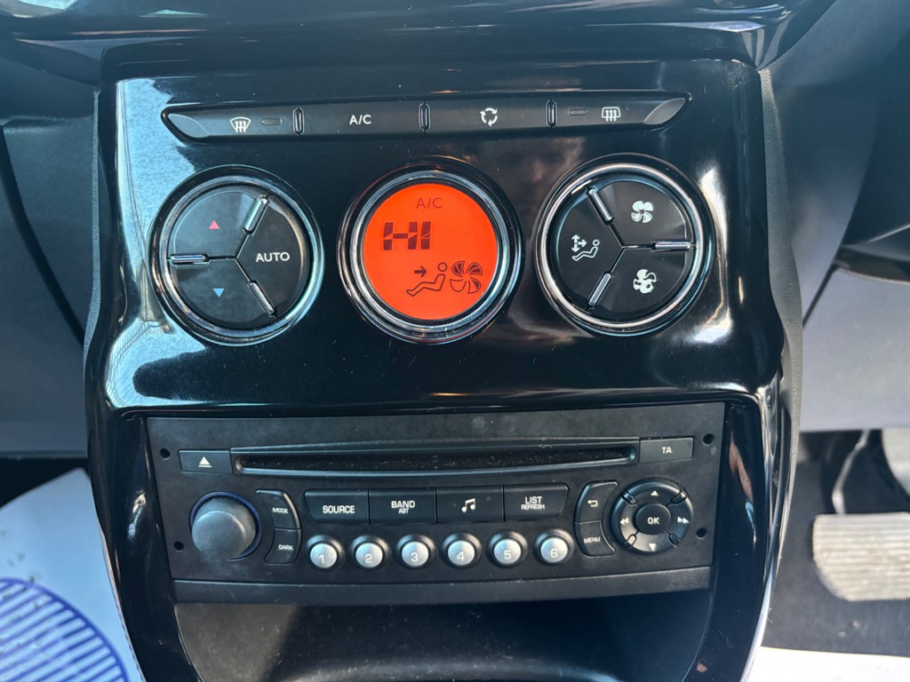 Used Citroen DS3 2014 for sale - 76895003: Photo 6