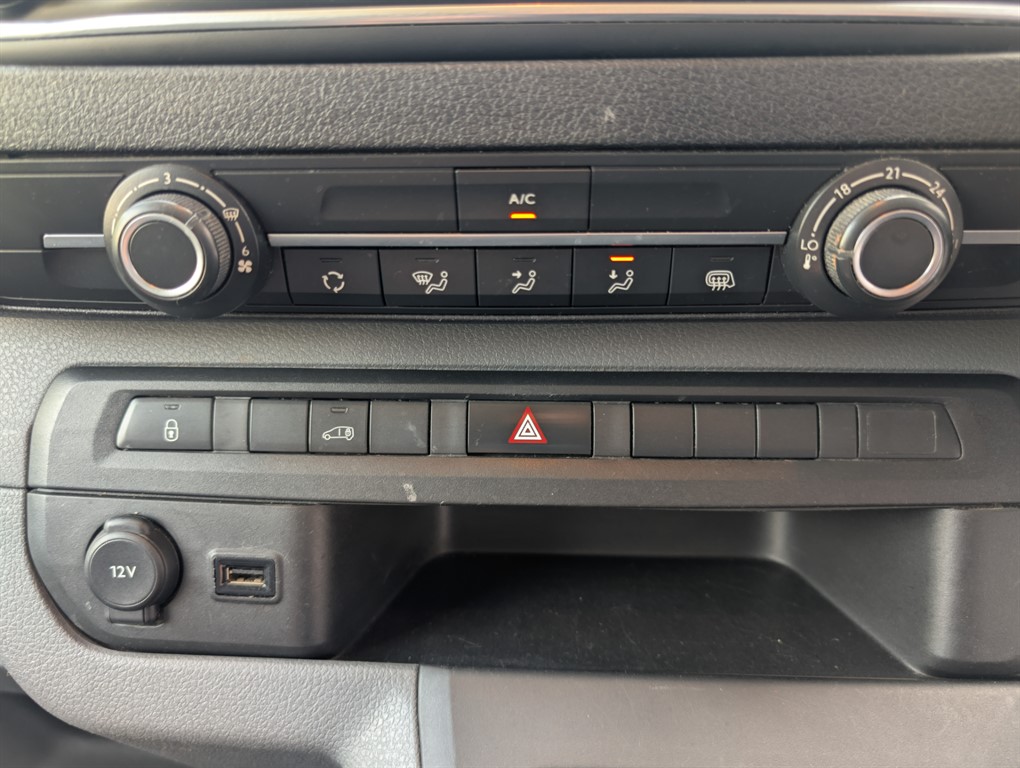 Used Peugeot Expert 2020 for sale - 76221927: Photo 21