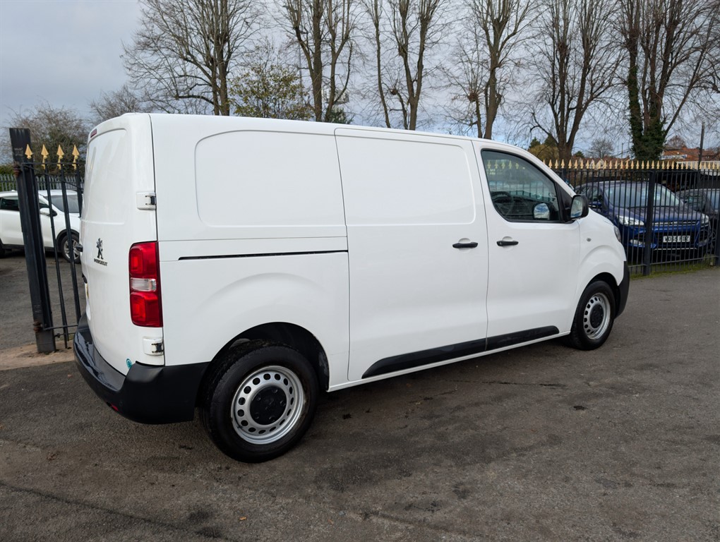 Used Peugeot Expert 2020 for sale - 76221927: Photo 32