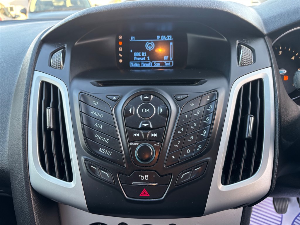 Used Ford Focus 2013 for sale - 76750241: Photo 3