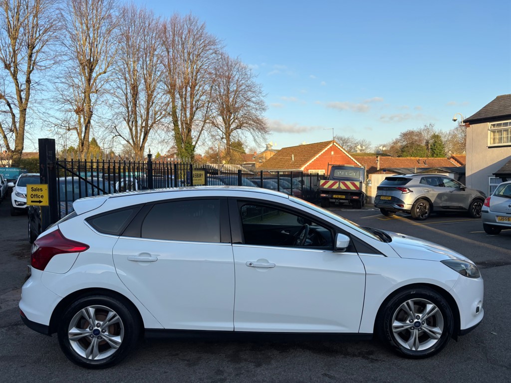 Used Ford Focus 2013 for sale - 76750241: Photo 5