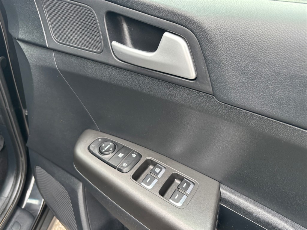 Used Kia Sportage 2017 for sale - 76933380: Photo 20