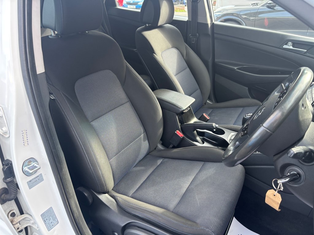 Used Hyundai TUCSON 2017 for sale - 76015332: Photo 15