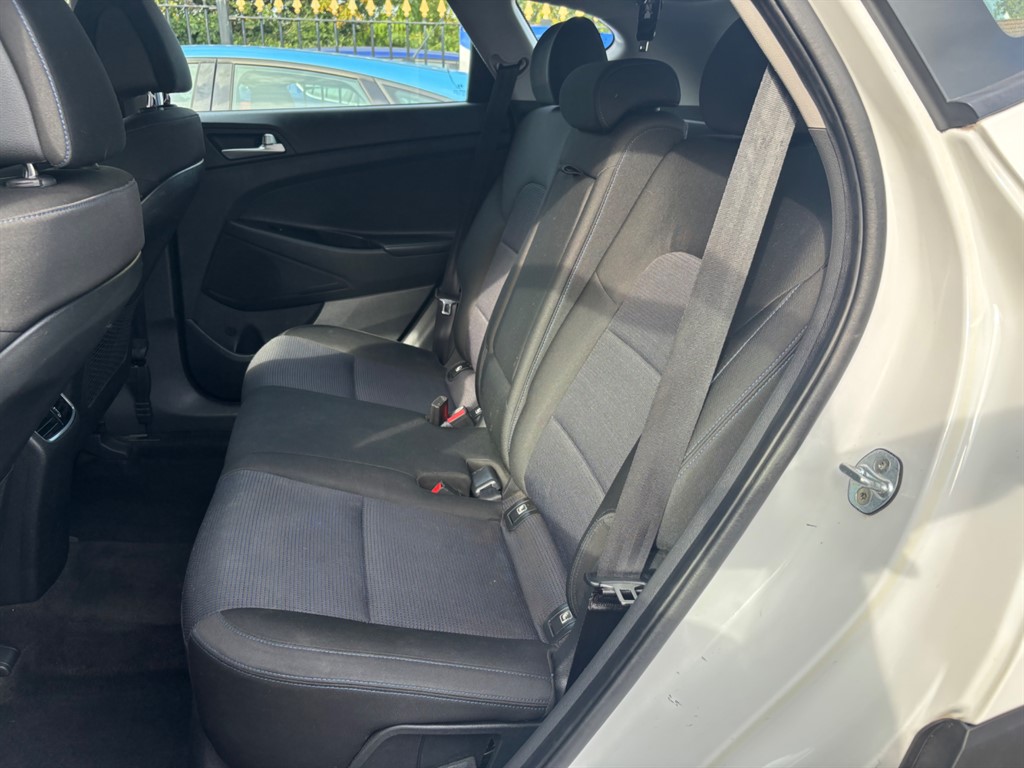 Used Hyundai TUCSON 2017 for sale - 76015332: Photo 18