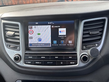 Used Hyundai TUCSON 2017 for sale - 76015332: Photo 3
