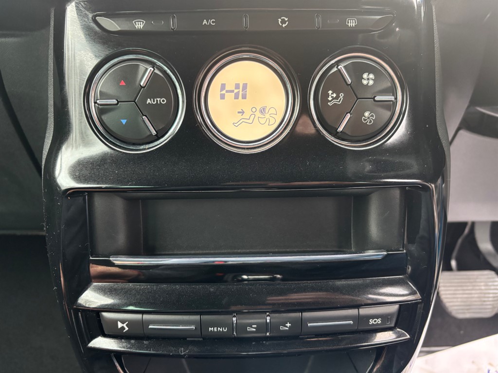 Used DS Automobiles DS 3 2015 for sale - 76544676: Photo 8