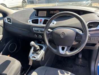 Used Renault Grand Scenic 2010 for sale - 75209968: Photo