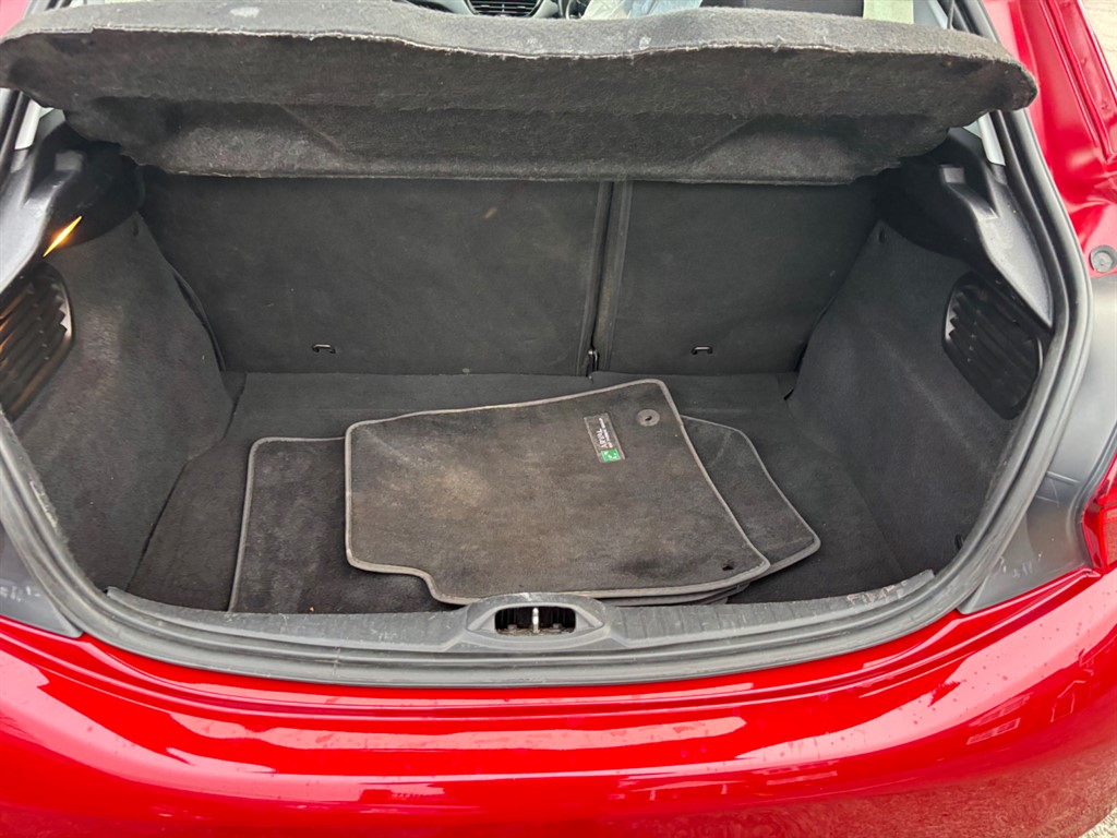 Used Peugeot 208 2016 for sale - 76709749: Photo 17