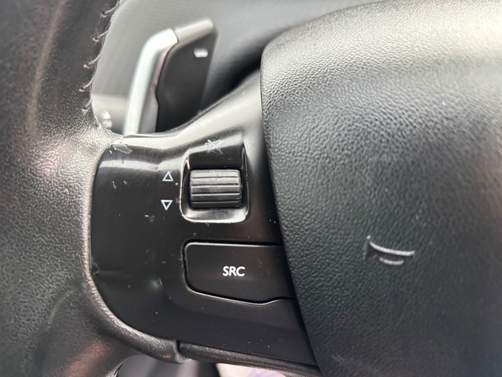 Used Peugeot 208 2016 for sale - 76709749: Photo 9