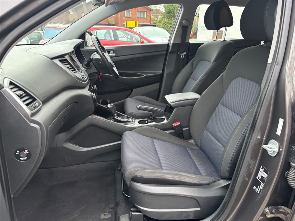 Used Hyundai TUCSON 2017 for sale - 76709771: Photo 10