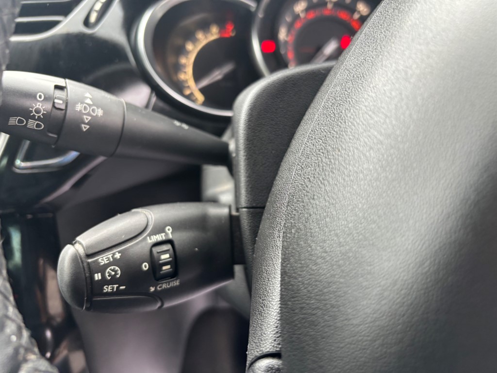 Used Citroen DS3 2014 for sale - 76096104: Photo 10
