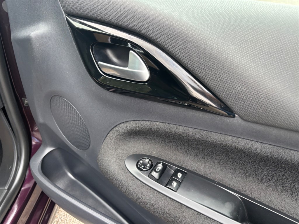 Used Citroen DS3 2014 for sale - 76096104: Photo 14