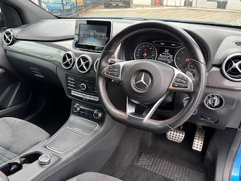 Used Mercedes-Benz B-Class 2015 for sale - 75571229: Photo