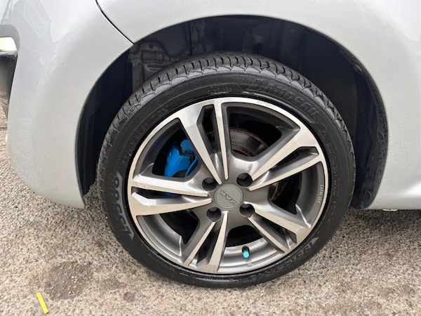 Used Peugeot 107 2013 for sale - 76276963: Photo 5