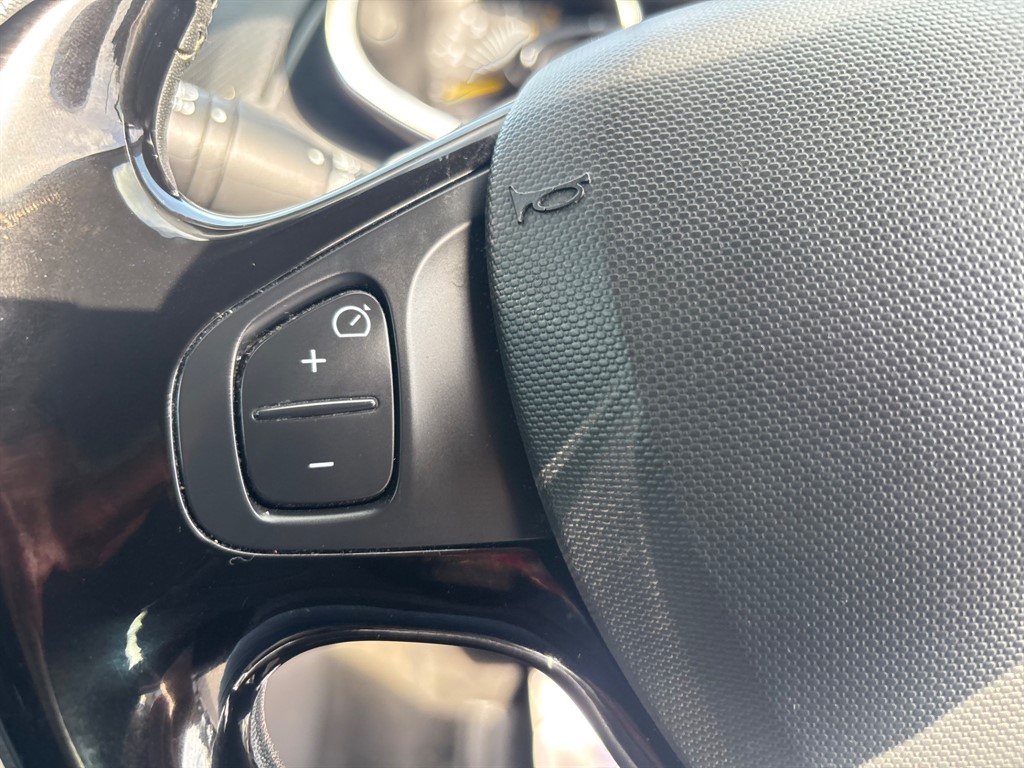 Used Renault Clio 2015 for sale - 76015329: Photo 9